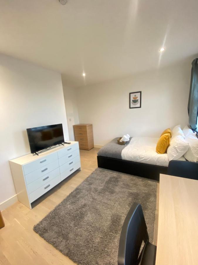 Cozy En-Suite Near Stratford London Exterior foto