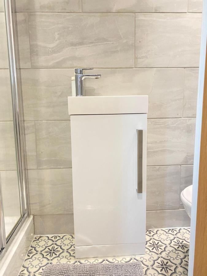 Cozy En-Suite Near Stratford London Exterior foto