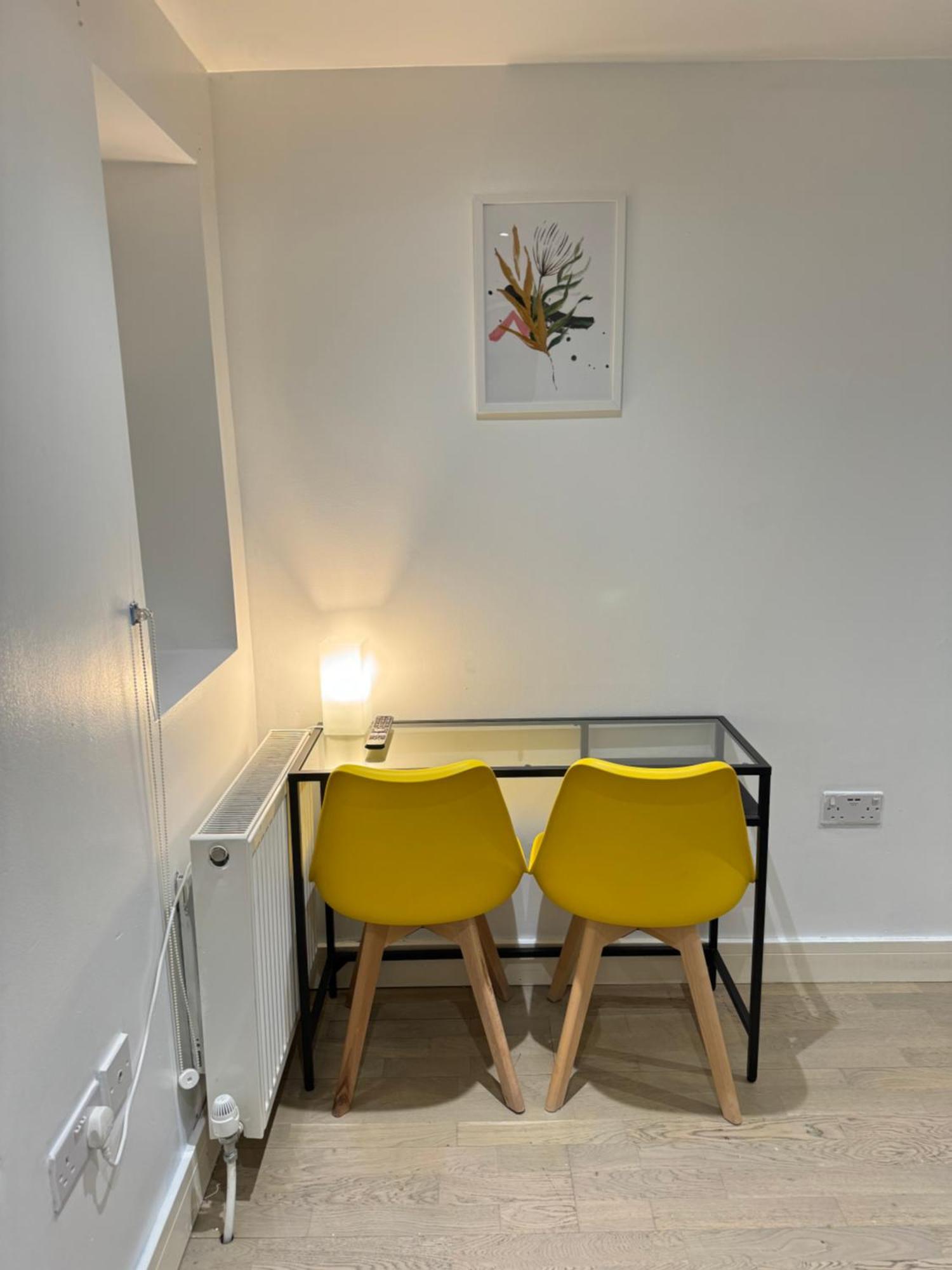 Cozy En-Suite Near Stratford London Exterior foto