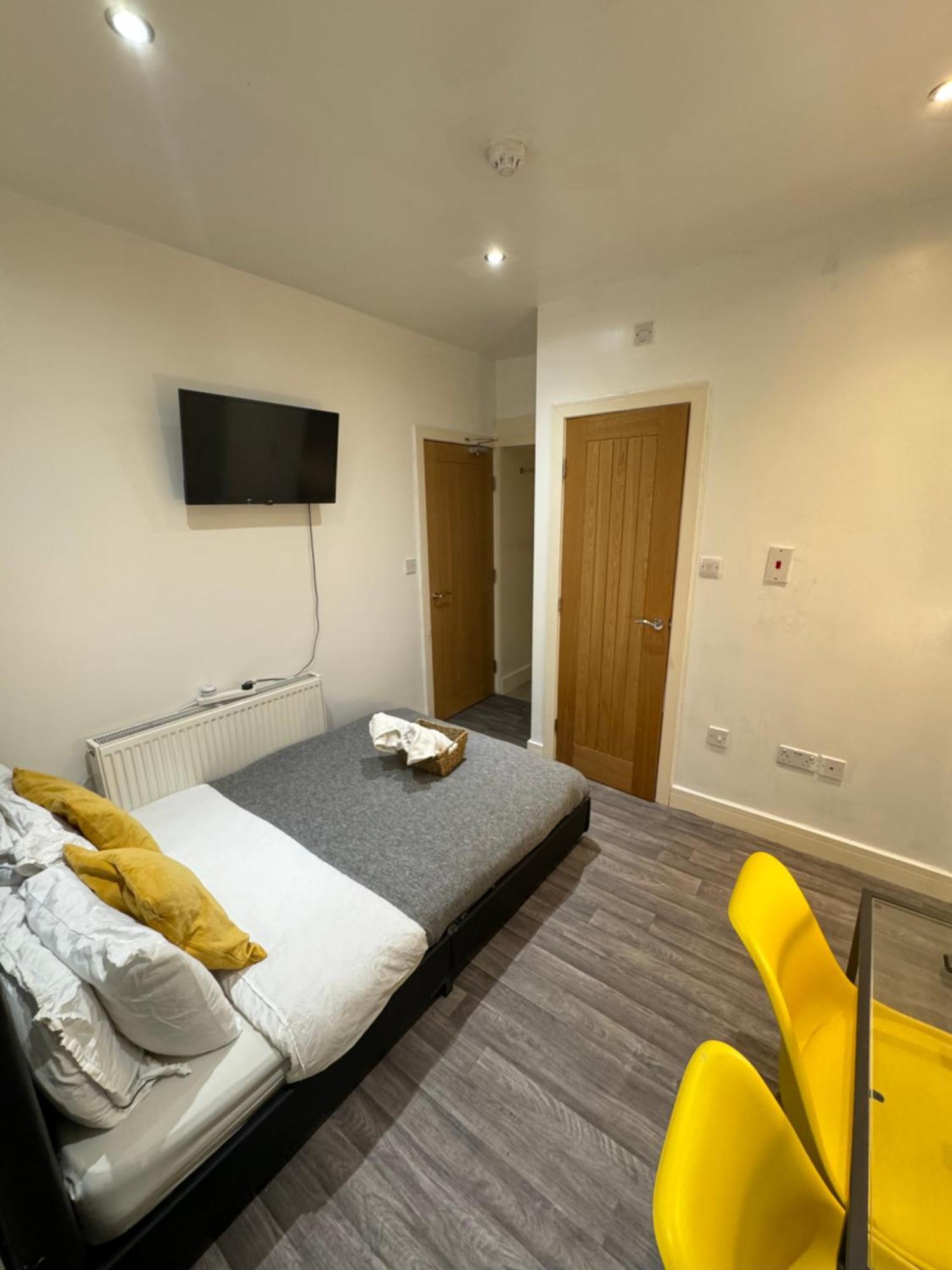 Cozy En-Suite Near Stratford London Exterior foto
